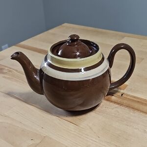 ☕️ Vintage ALB England Brown Betty Teapot Striped Ceramic